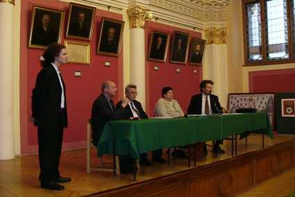 Az egyházak és '56